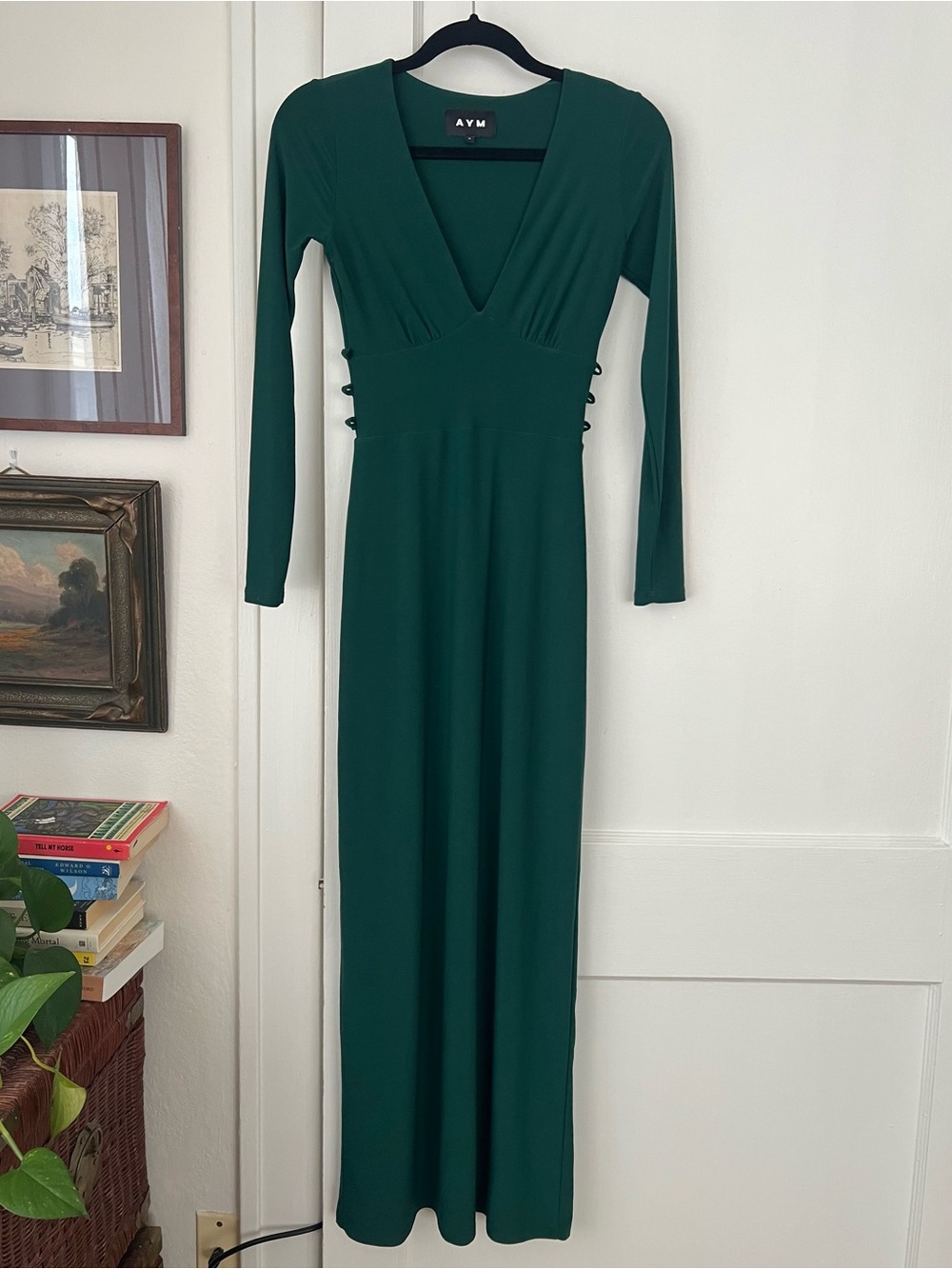 AYM V-Neck Green Long Sleeve Dress *Missing Tie*
